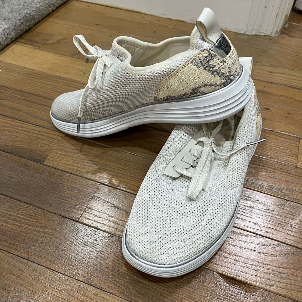 White and Snake Print knit Sneakers